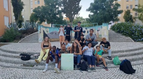 ESC vacancy at Bola p'ra Frente, Lisbon, Portugal